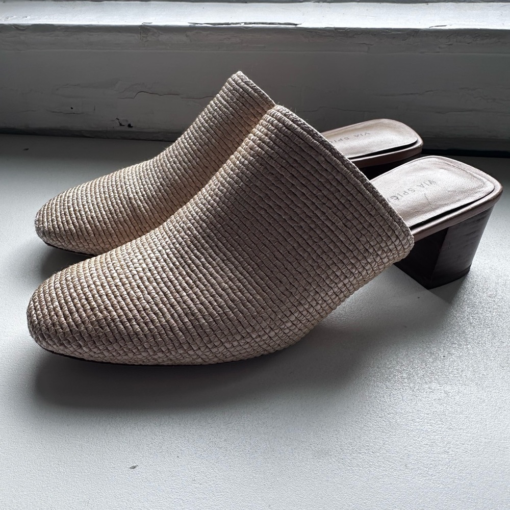 Women's Cream Clog Mules